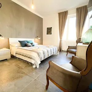 4 Balconi Rooms-elements , Lecce Italia
